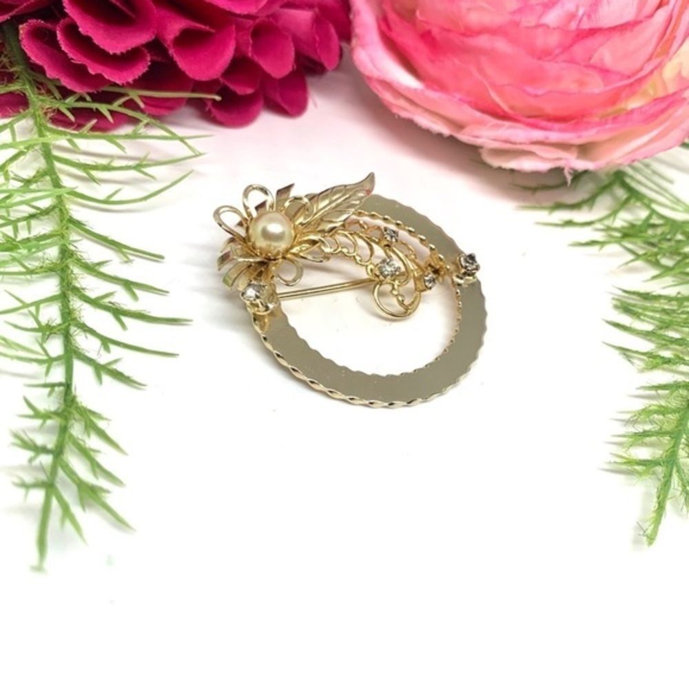 ⚜️VINTAGE Golden Garden Brooch With Pearl Daisy - Picture 3 of 10